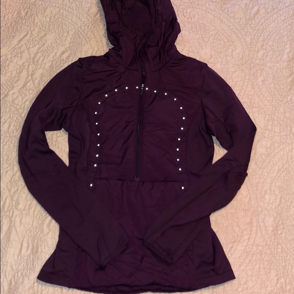 Plum Lululemon Winter Running Pullover.